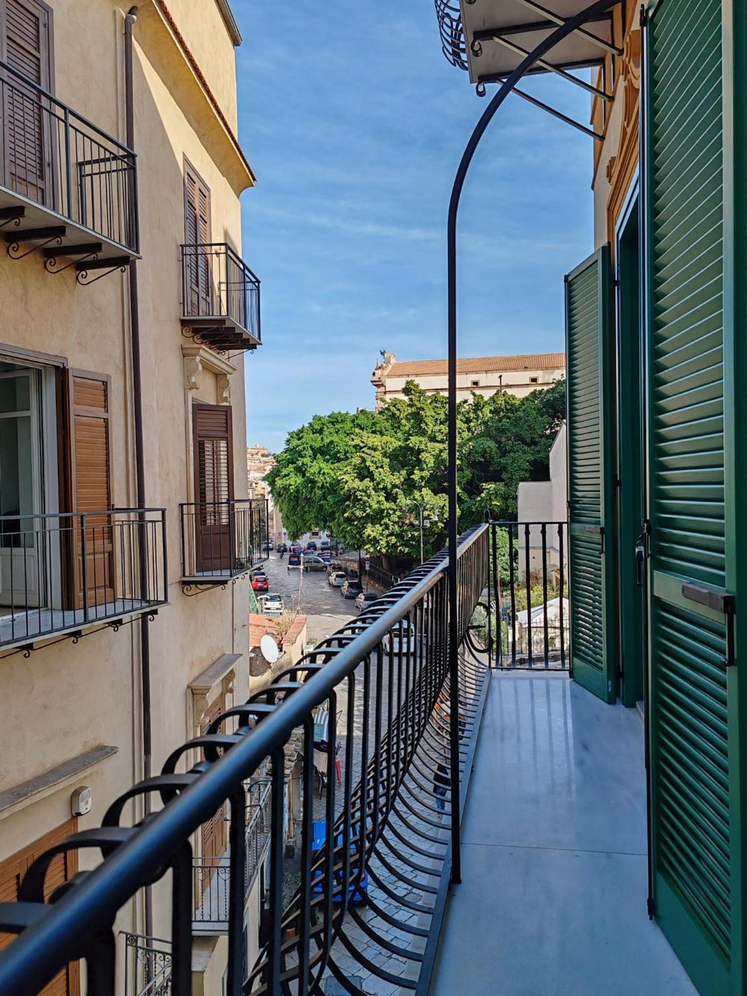 Lily Apartments Palermo Exterior foto